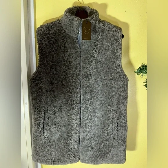 Janice Apparel NWT Ladies Sherpa Vest Grey One Size Fits Most - Picture 8 of 9